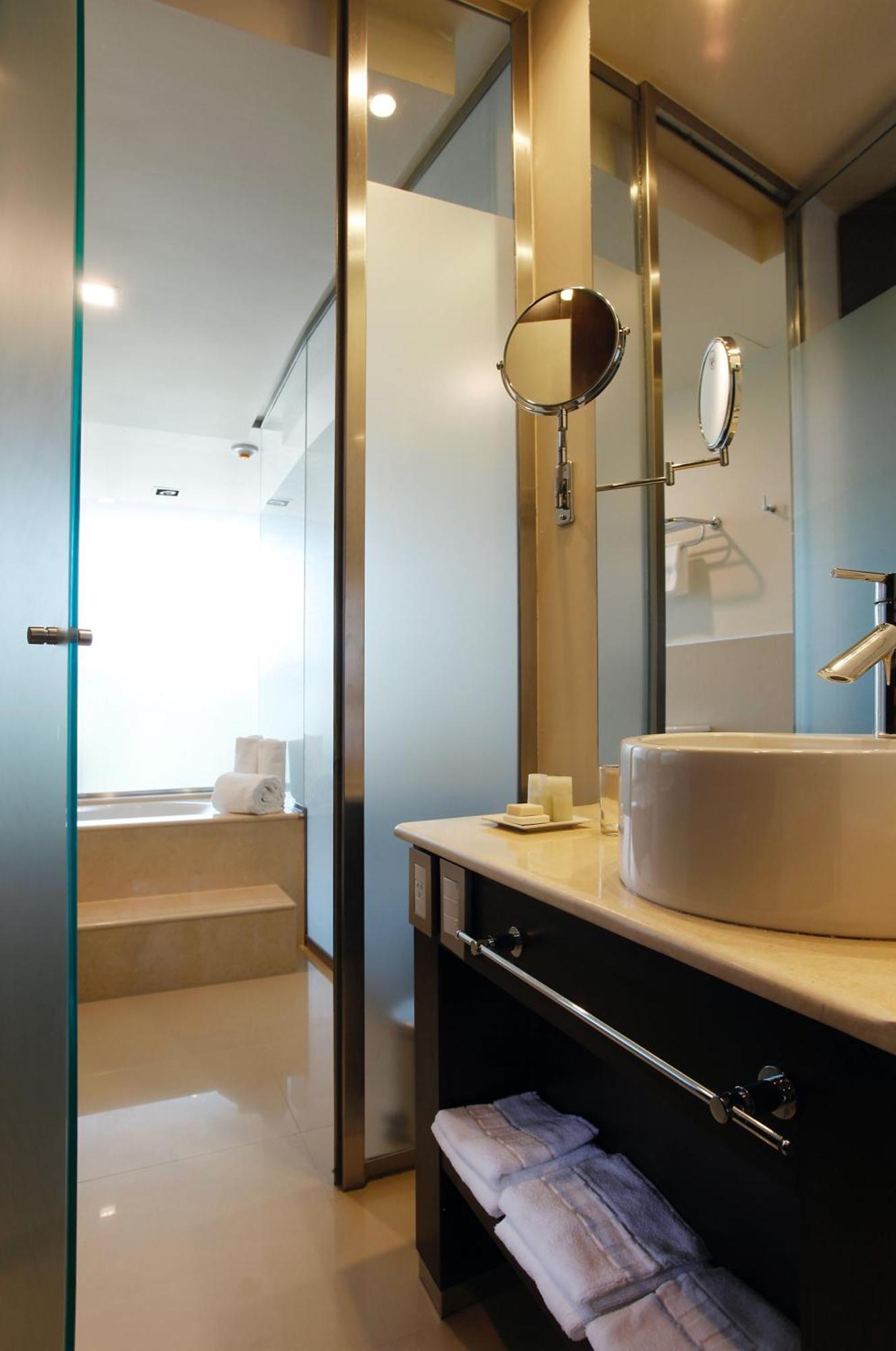 רזיסטנסיה Niyat Urban Hotel מראה חיצוני תמונה