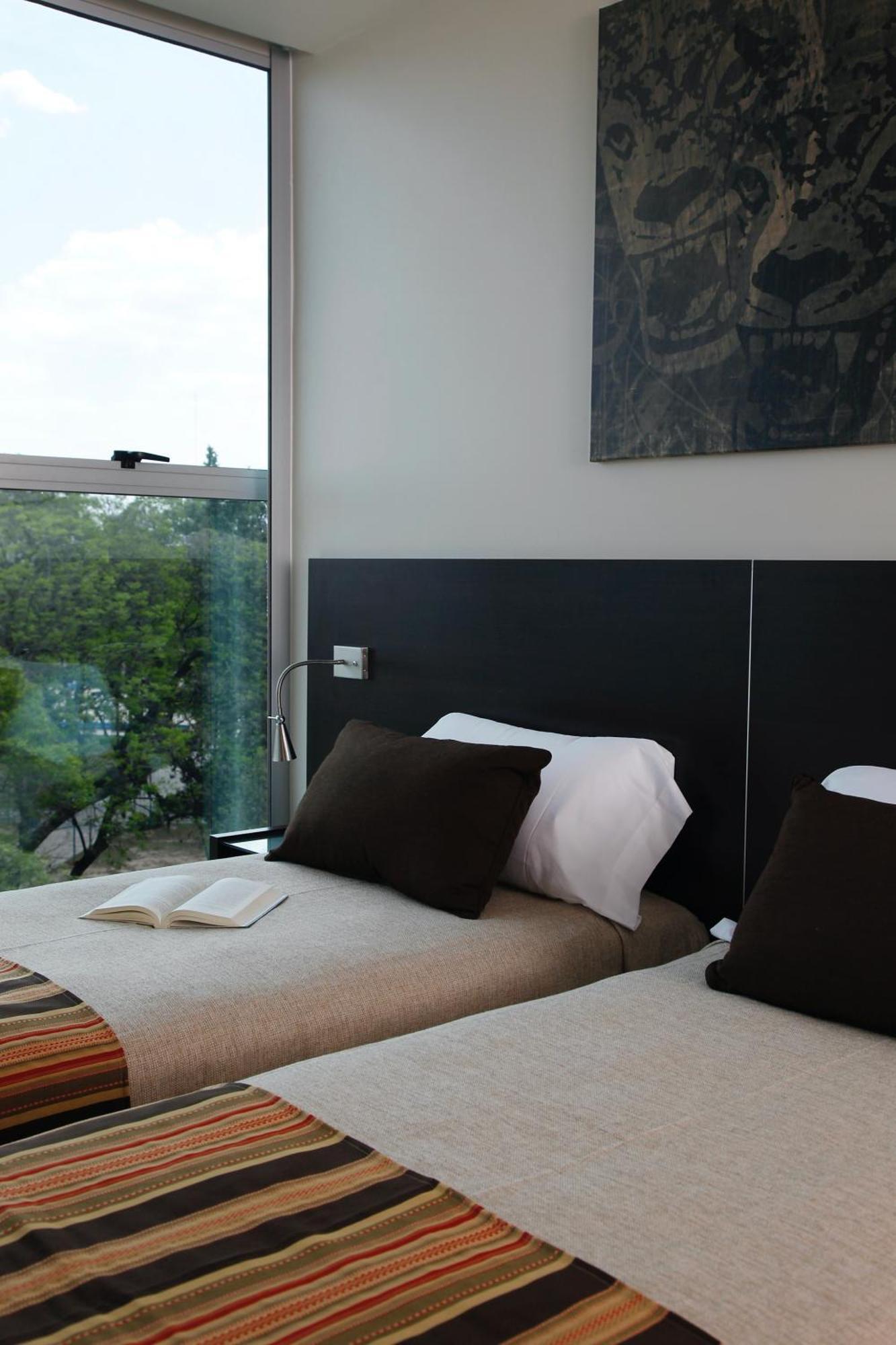 רזיסטנסיה Niyat Urban Hotel מראה חיצוני תמונה