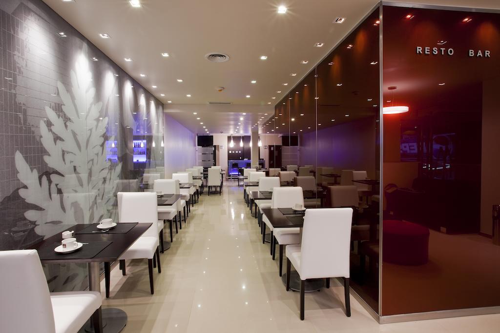 רזיסטנסיה Niyat Urban Hotel מראה חיצוני תמונה